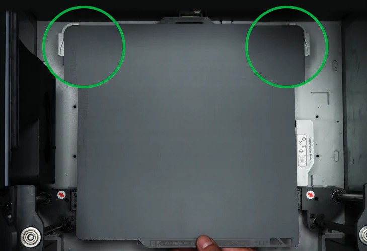 Bambu Dual-Texture PEI Plate - Installation Step 1