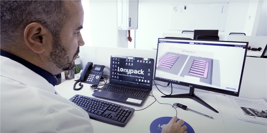 工業工程師在 UltiMaker 合作夥伴 Sicnova 和經銷商 Cosomo 3D 的幫助下開發了 4 個關鍵應用程式