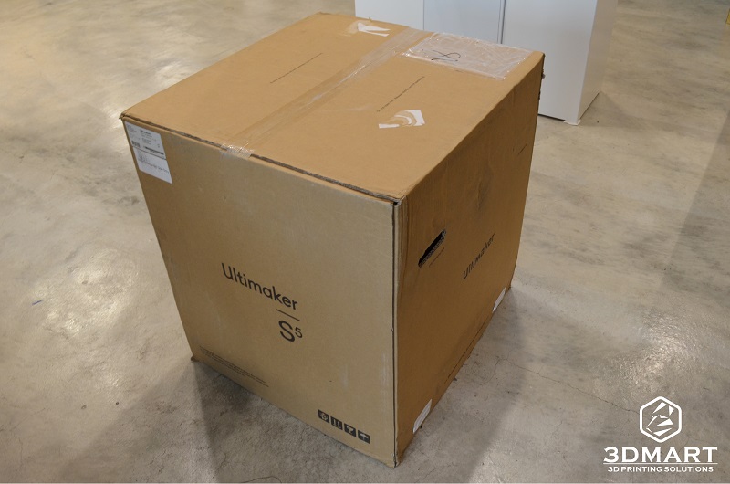 在箱中的ultimaker s5
