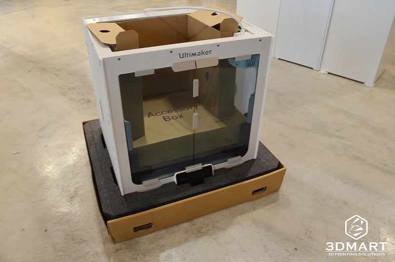 將Ultimaker S5開箱中