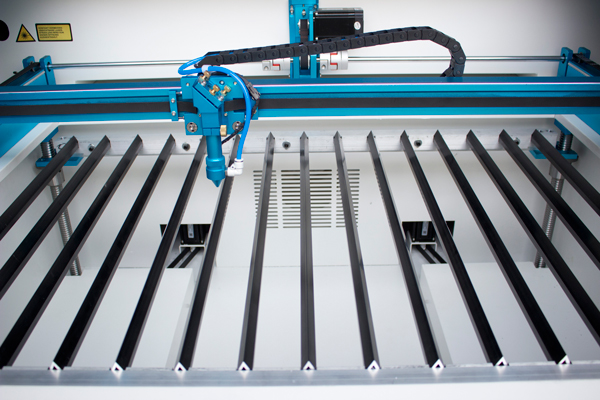 Thunder Nova-51 Aluminum blade cutting table