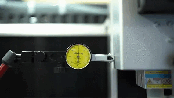 Makera Carvera 桌上型CNC加工機具有高質量控制