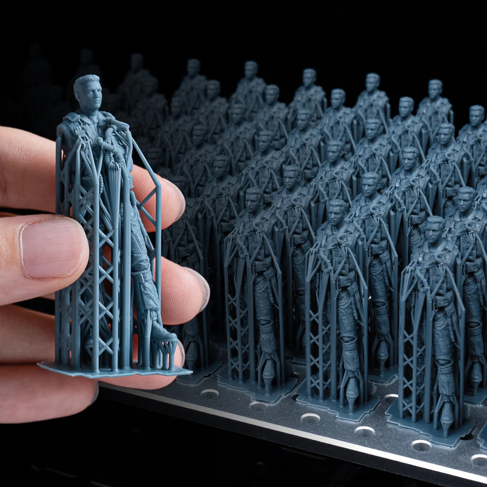 Sonic Might 8K LCD 3D 列印機1.5 小時內列印 80 個模型