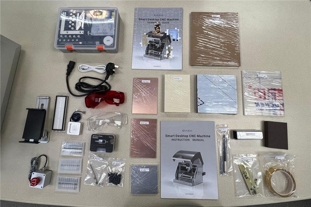 Makera Carvera 桌上型CNC加工機(jī)配件大合照