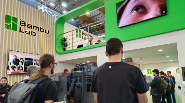 除了展示印表機外，該公司展位還展示了其用戶創作的優秀設計作品