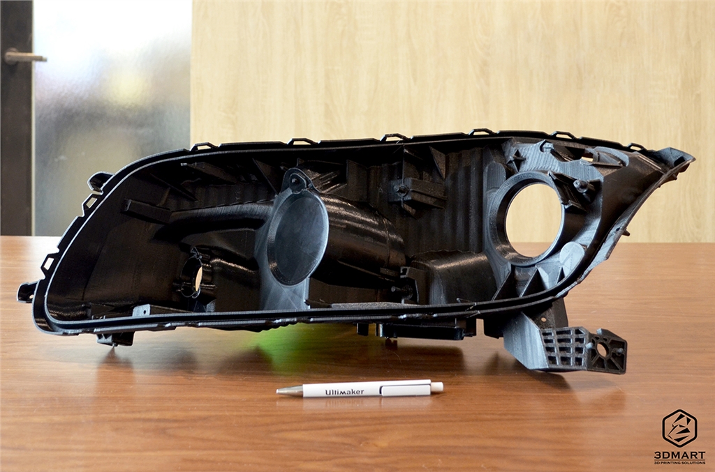 車燈組裝完成比例尺